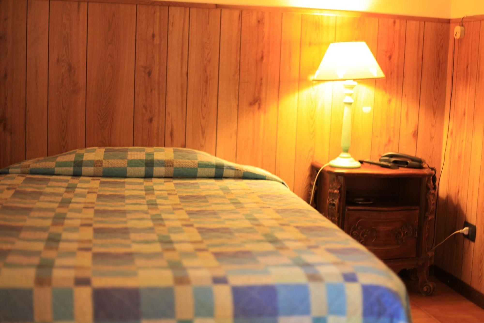 Albergo Il Cochino Montale  Стая снимка