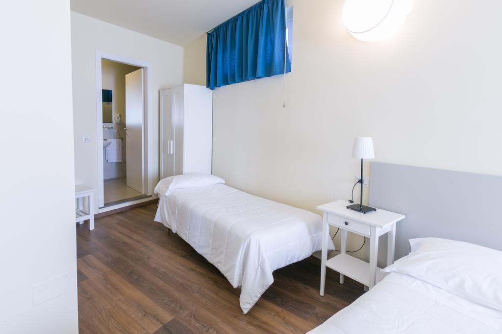 Albergo Il Cochino Montale  Екстериор снимка