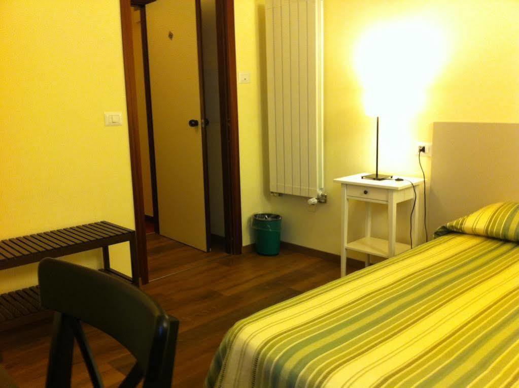 Albergo Il Cochino Montale  Екстериор снимка