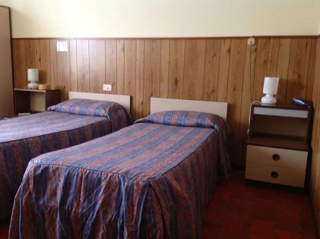 Albergo Il Cochino Montale  Екстериор снимка